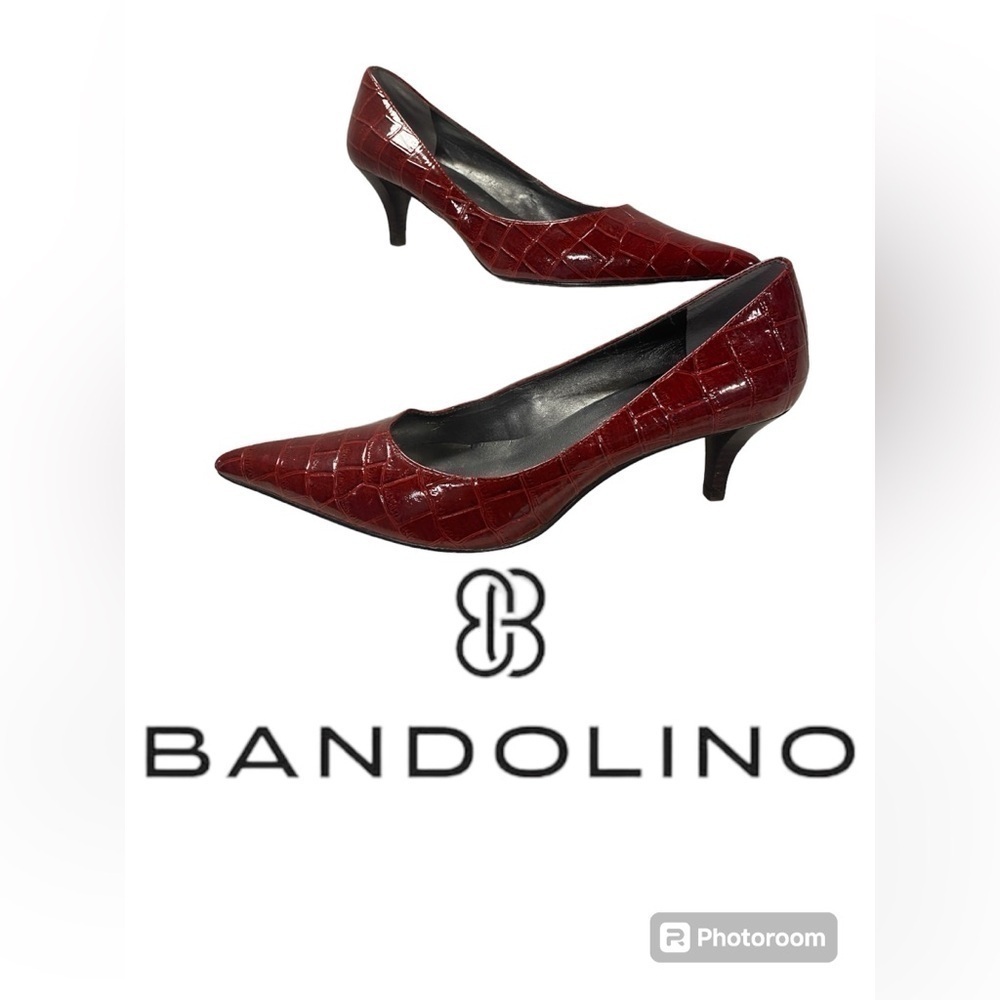 Bandolino Alligator Simulated Leather Pumps EUC